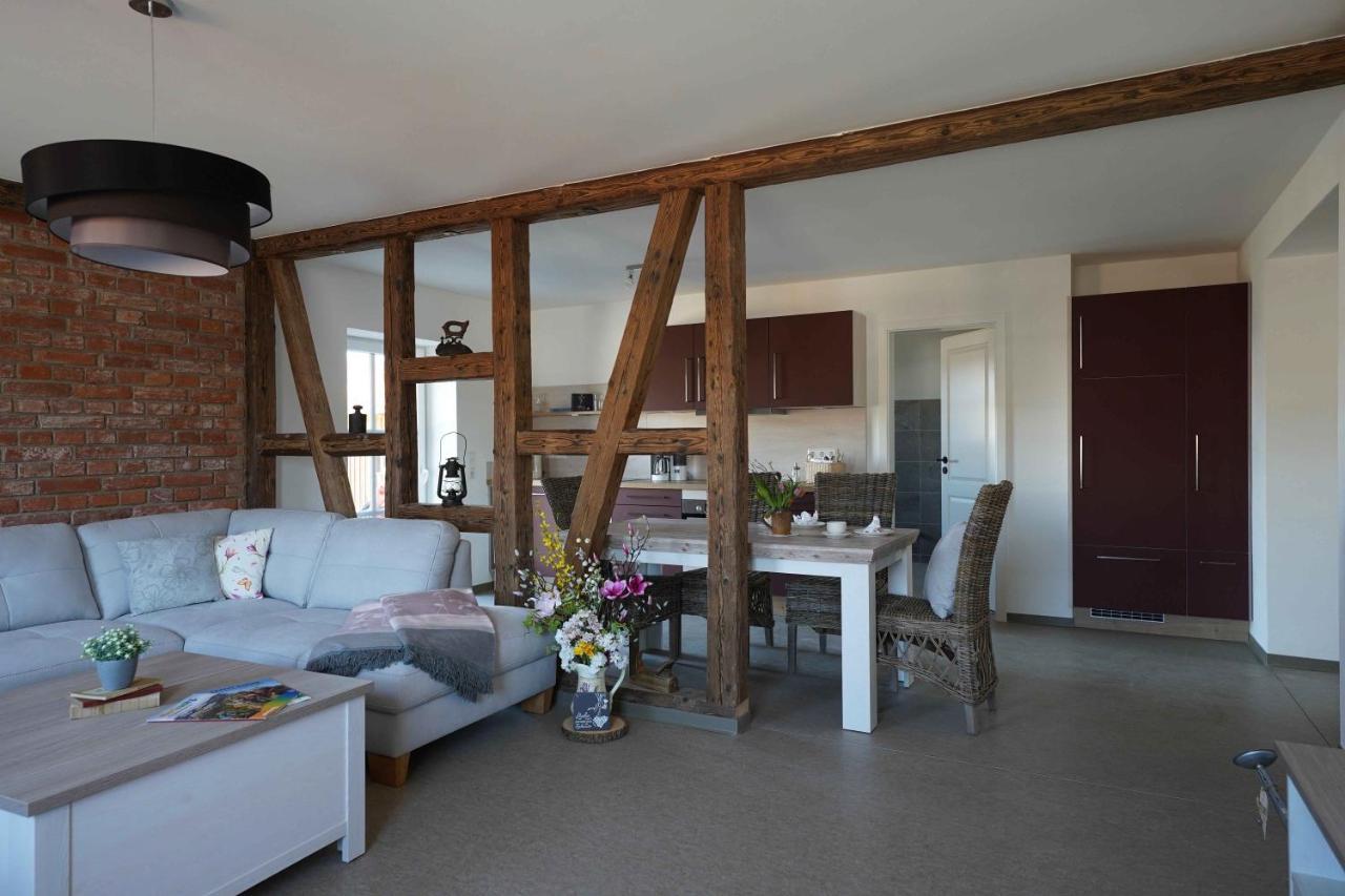 Familien- Und Apartmenthotel Lerchenberghof Walddorf  Bagian luar foto